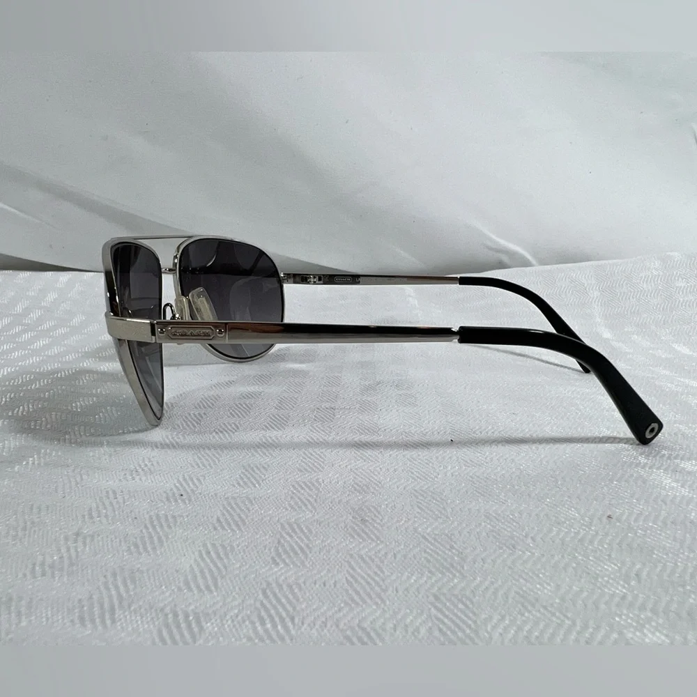 5023: Coach Lafayette S510 Chrome Aviator Sunglasses & Case